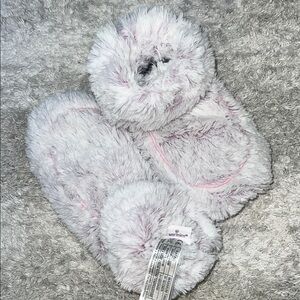 Cozy Gray Plush Slippers for Relaxation